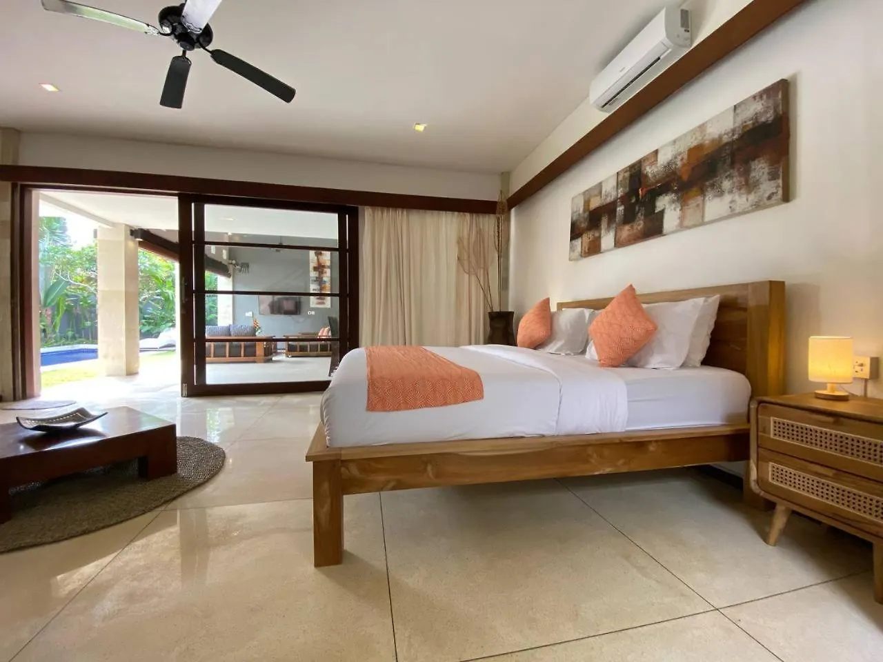 Spacious Villa In Petitenget Top Location Seminyak