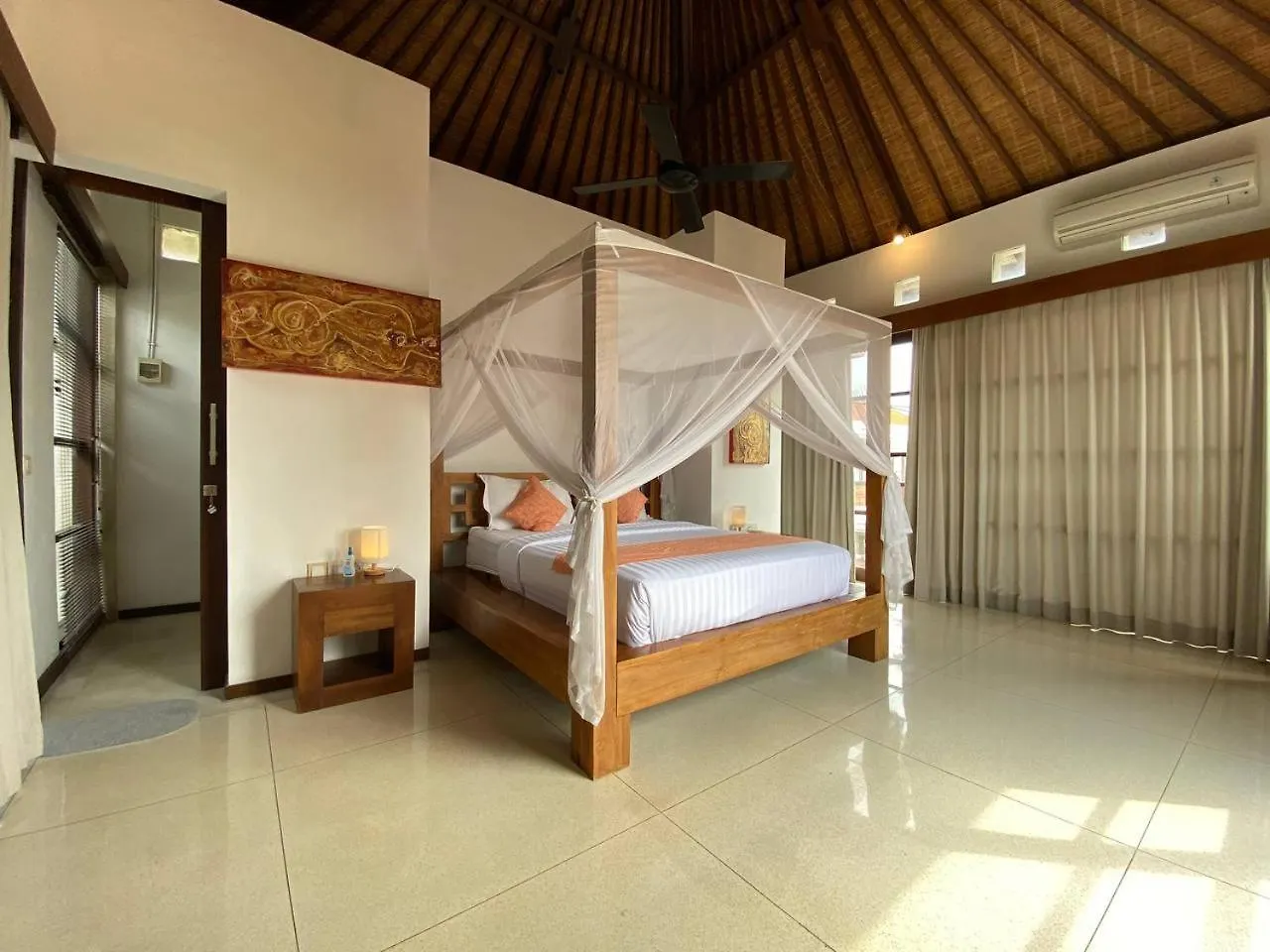 Spacious Villa In Petitenget Top Location Seminyak