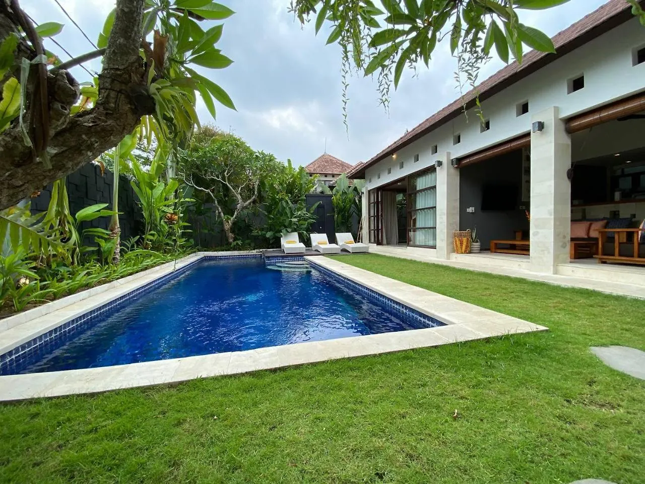 Spacious Villa In Petitenget Top Location Seminyak  Indonesia