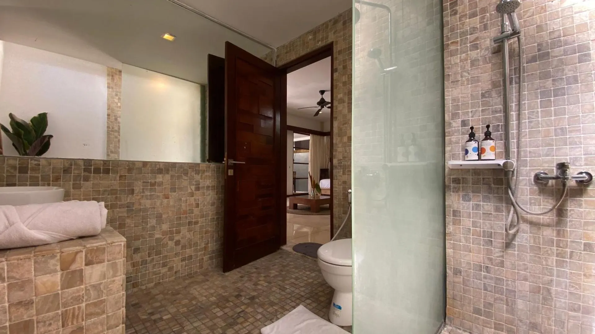 Spacious Villa In Petitenget Top Location Seminyak