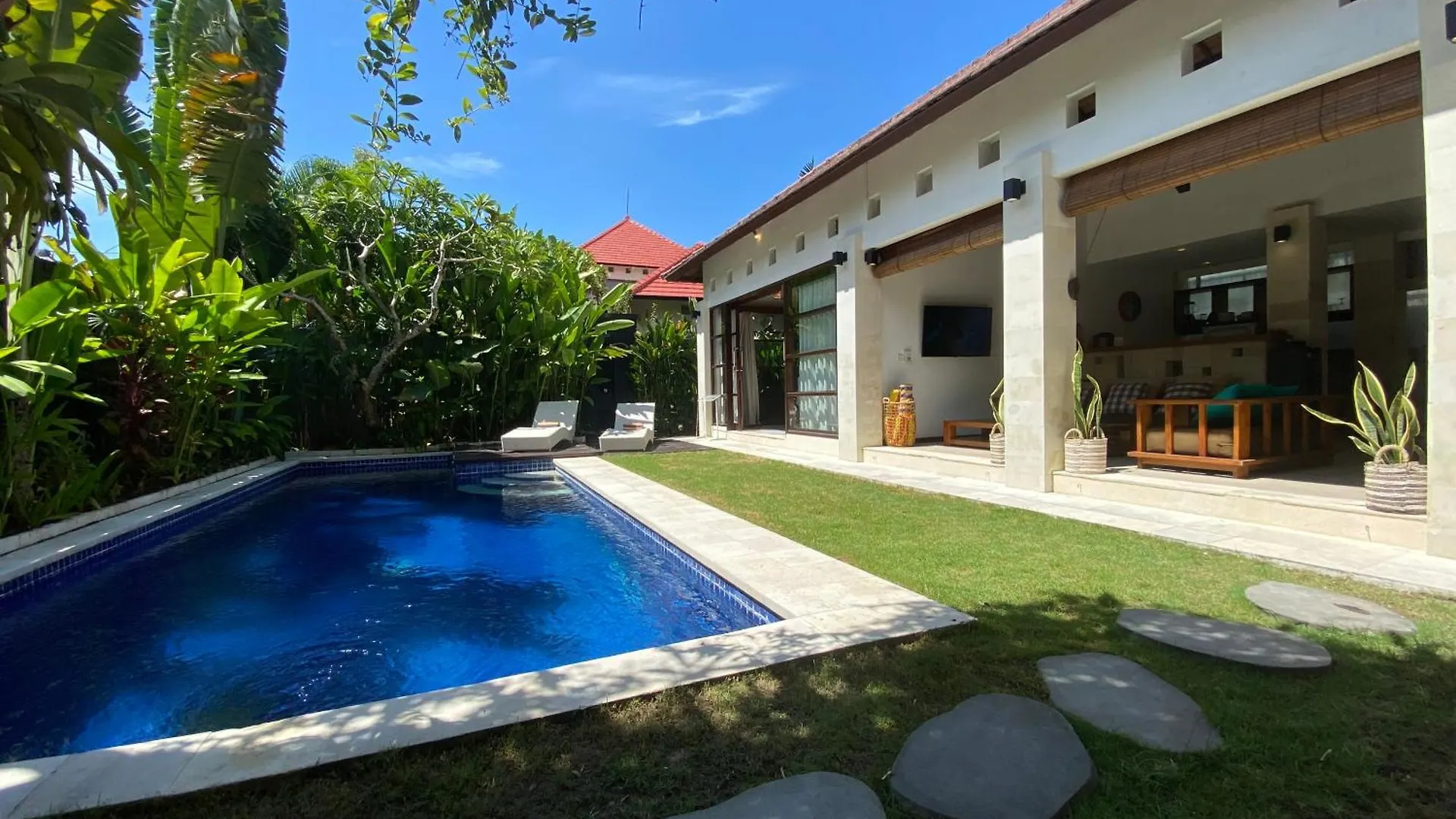 Spacious Villa In Petitenget Top Location Seminyak